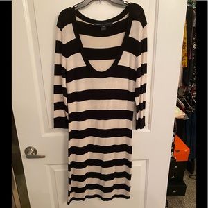 French Connection Black & white size 8